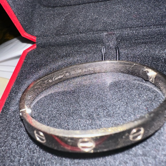 100% Authentic Cartier 18K White Gold Bracelet Size: 16 Classic Model - Picture 8 of 11